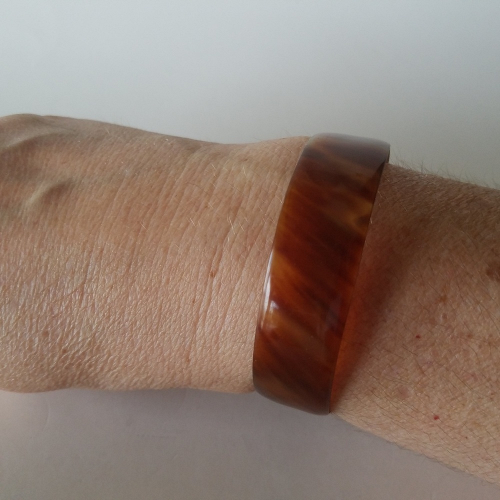 VINTAGE FAUX TORTOISE SHELL CUFF BRACELET CHOOSE Y - Picture 1 of 5